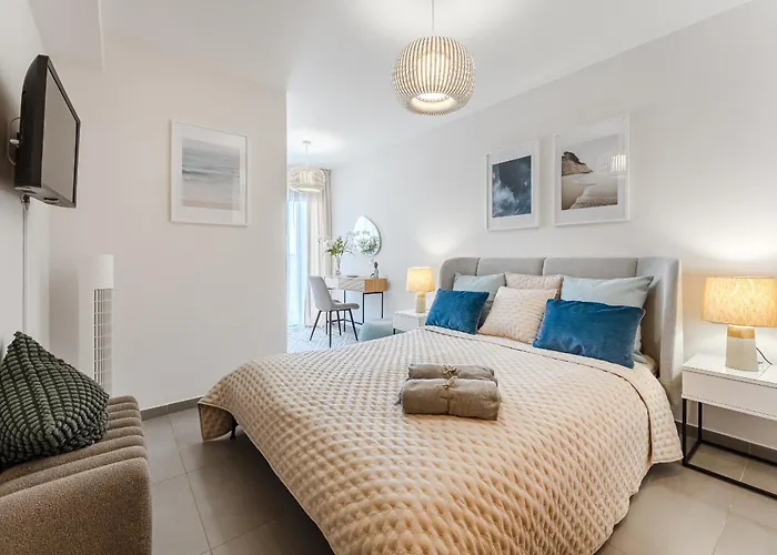 Cosy With Private Rooftop La Tejita