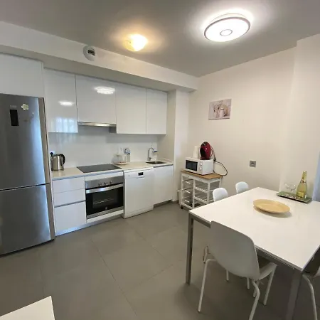 Cosy - 4 Min Walk From The - El Medano Apartment