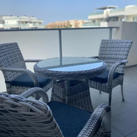 Cosy - 4 Min Walk From The - El Medano Apartment *