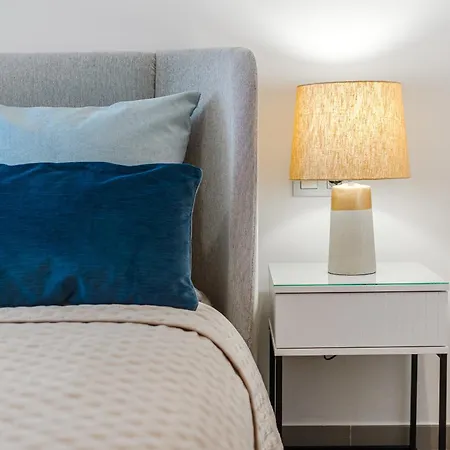 Apartament Cosy With Private Rooftop