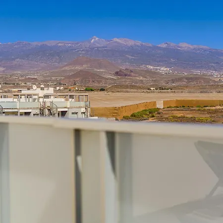 דירה Cosy With Private Rooftop