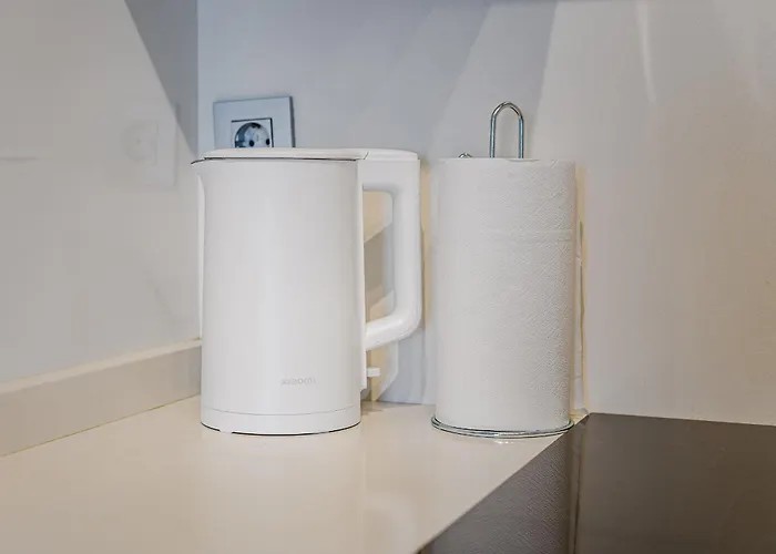 Cosy With Private Rooftop *