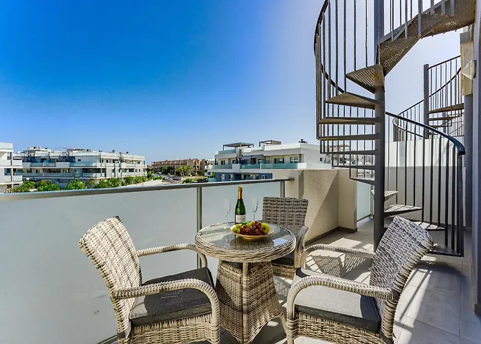 Cosy With Private Rooftop Apartman *