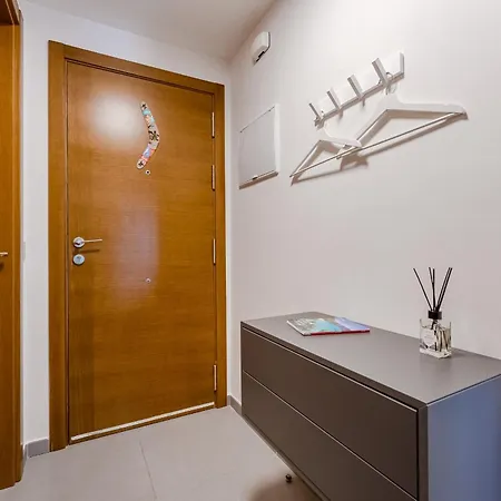 Cosy With Private Rooftop La Tejita